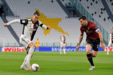 Milan vs Juventus: Rực lửa San Siro