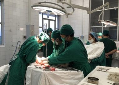 Không “chăn gối”, chồng Thanh Hóa bị liệt vẫn làm vợ có thai, sinh con ra cả nhà cùng khóc - 9