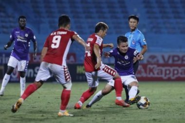 V-League lượt về: TPHCM lại thua Hà Nội, HAGL trở lại mặt đất