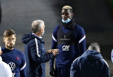 HLV tuyển Pháp nói điều khó nghe về Pogba ở MU