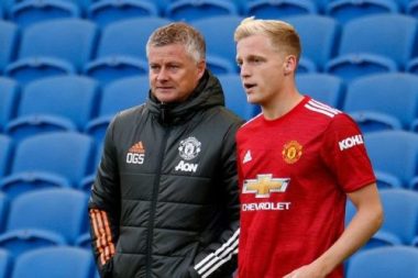 Van Gaal: Van de Beek thật sai lầm khi chọn MU