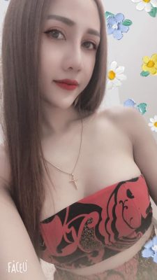 Tú bà &quot;hot girl&quot; và những phi vụ 'buôn phấn bán hương' khủng - Ảnh 3.