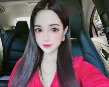 Ngỡ ngàng trước nhan sắc của hotgirl được mệnh danh là 