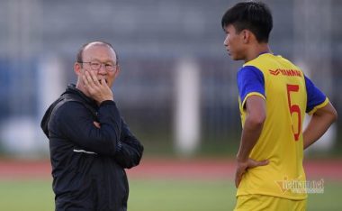 Văn Hậu khó đá vòng loại World Cup: Ông Park lại trông vào vận may