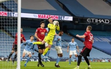 De Gea trở lại bắt chính cho MU, Dean Henderson tuyên bố nóng