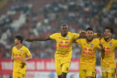 HAGL sắp phá kỷ lục V-League: Bầu Đức tính đường vô địch thôi...