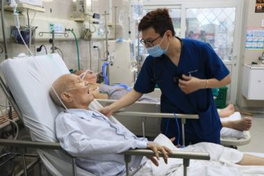 Lãnh đạo Bệnh viện Bạch Mai: "Không có mất mát hy sinh nào mà không có kết quả" - Ảnh 5.