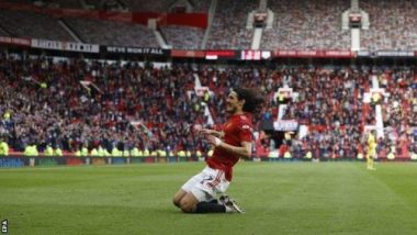 Cavani và HLV Solskjaer khẩu chiến sau bàn thua của MU