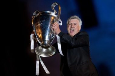 Ancelotti trở lại 'ghế nóng' Real Madrid: Dẹp tan 'bão' ở Bernabeu