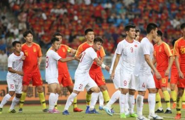 Tuyển Việt Nam đá vòng loại World Cup: Thầy Park đi học hay đi thi