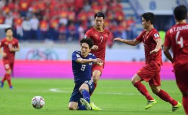 Tuyển Việt Nam đá vòng loại World Cup: Thầy Park đi học hay đi thi