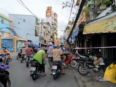 Ba lần dân Sài thành đổ xô đi chợ bất chấp nguy hiểm đại dịch