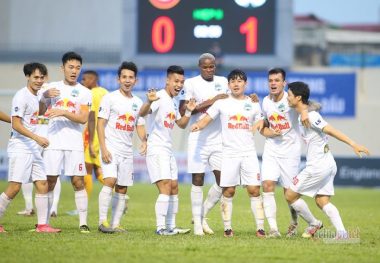 HAGL lỡ hẹn xưng vương V-League: Chắc gì bầu Đức không tiếc...