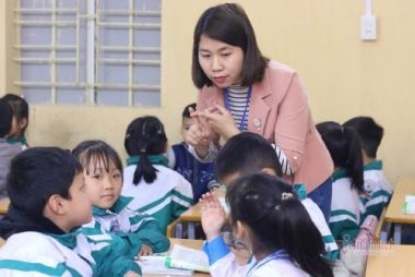 Bộ GD-ĐT: Học sinh lớp 1 'nổi trội' hơn khi học chương trình mới