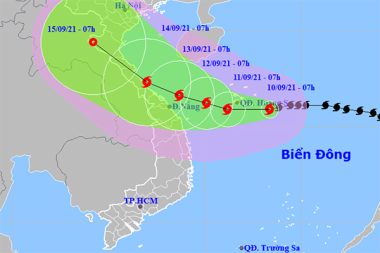 Bão số 5 hướng vào Thanh Hóa - Quảng Ngãi, test nhanh Covid-19 nếu sơ tán dân