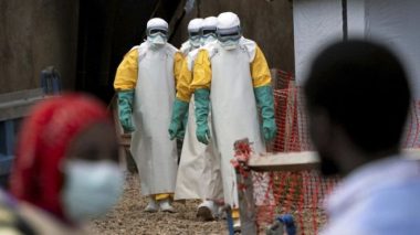 Bài học từ dịch Ebola: Chìa khóa kết thúc Covid-19