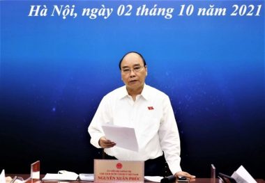 Chủ tịch nước Nguyễn Xuân Phúc: Không giãn cách diện rộng, địa phương không được cát cứ