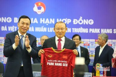 VFF đàm phán hợp đồng thầy Park: Chọn thành tích hay vươn tầm?