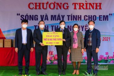 Thái Nguyên nỗ lực tặng 'Sóng và máy tính cho em' trong năm 2021