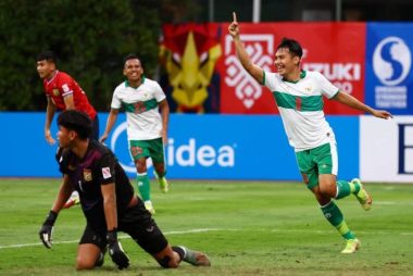 Việt Nam đấu Indonesia: Thắng đẹp và lấy vé bán kết AFF Cup