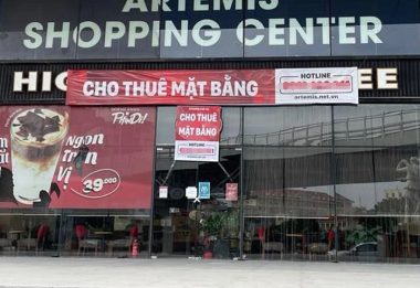 Đóng cửa, bỏ hoang: Làn sóng tháo chạy khỏi chung cư