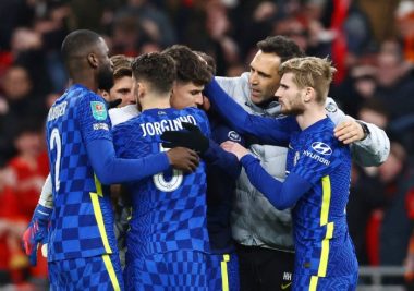 Liverpool vo dich League Cup anh 2