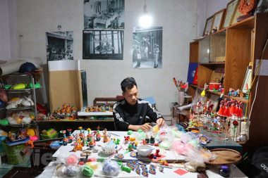 Nguoi giu lua cho to he va 'cuoc cach mang' nang tam con giong bot hinh anh 4