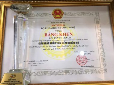 Trường đào tạo IT miền Trung đạt giải Nhất ở Olympic Tin học sinh viên