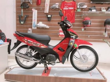 Giá xe máy tháng 3, Honda SH bất ngờ tăng hơn chục triệu gây sốt