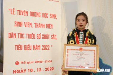 142 học sinh, sinh viên và thanh niên dân tộc thiểu số xuất sắc được tuyên dương - Ảnh 2.