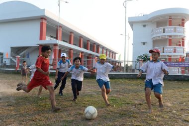 Kiểm soát thừa cân, béo phì ở trẻ ra sao? - Ảnh 1.