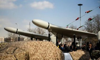Dòng drone Shahed 136 do Iran sản xuất, đang được quân đội Nga dùng tại Ukraine - Ảnh: GUARDIAN