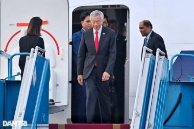 Thủ tướng Phạm Minh Chính chủ trì lễ đón Thủ tướng Lý Hiển Long - 3