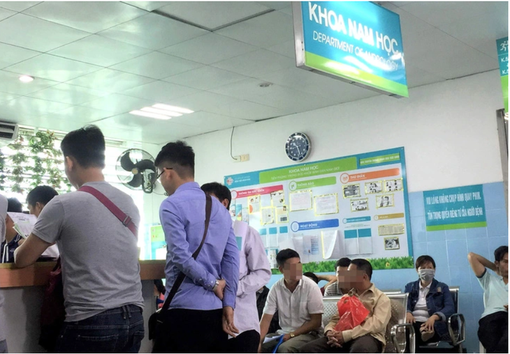 Nam giới đi khám nam học ngày càng gia tăng và trẻ hóa - Ảnh: XUÂN MAI