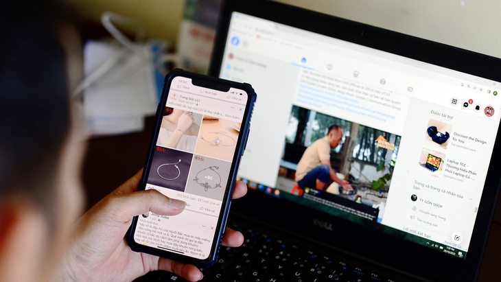 Nhiều đơn vị cho rằng đang bị Facebook &quot;ép khéo&quot; phải chi nhiều tiền hơn cho quảng cáo, người dùng phải xem quảng cáo nhiều hơn - Ảnh: QUANG ĐỊNH