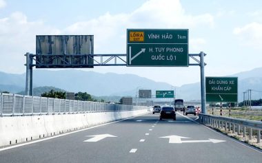 Cao tốc Phan Thiết - Vĩnh Hảo (dài 100,8km) sẽ được đưa vào vận hành chính thức trước Tết 2024 - Ảnh: T.T.D.