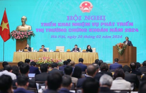 Rất "sốt ruột" nếu không theo dõi được thị trường chứng khoán, Thủ tướng nêu 6 định hướng quan trọng- Ảnh 2.