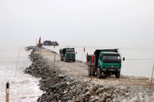 Tiến độ cảng cá Cửa Nhượng 280 tỷ đồng từ tiền bồi thường của Formosa Hà Tĩnh?- Ảnh 7. Tiến độ cảng cá Cửa Nhượng 280 tỷ đồng từ tiền bồi thường của Formosa Hà Tĩnh?- Ảnh 7.