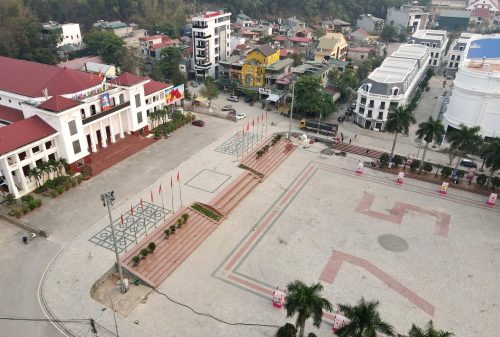 quang-truong-7-5-thanh-pho-dien-bien-phu..jpg