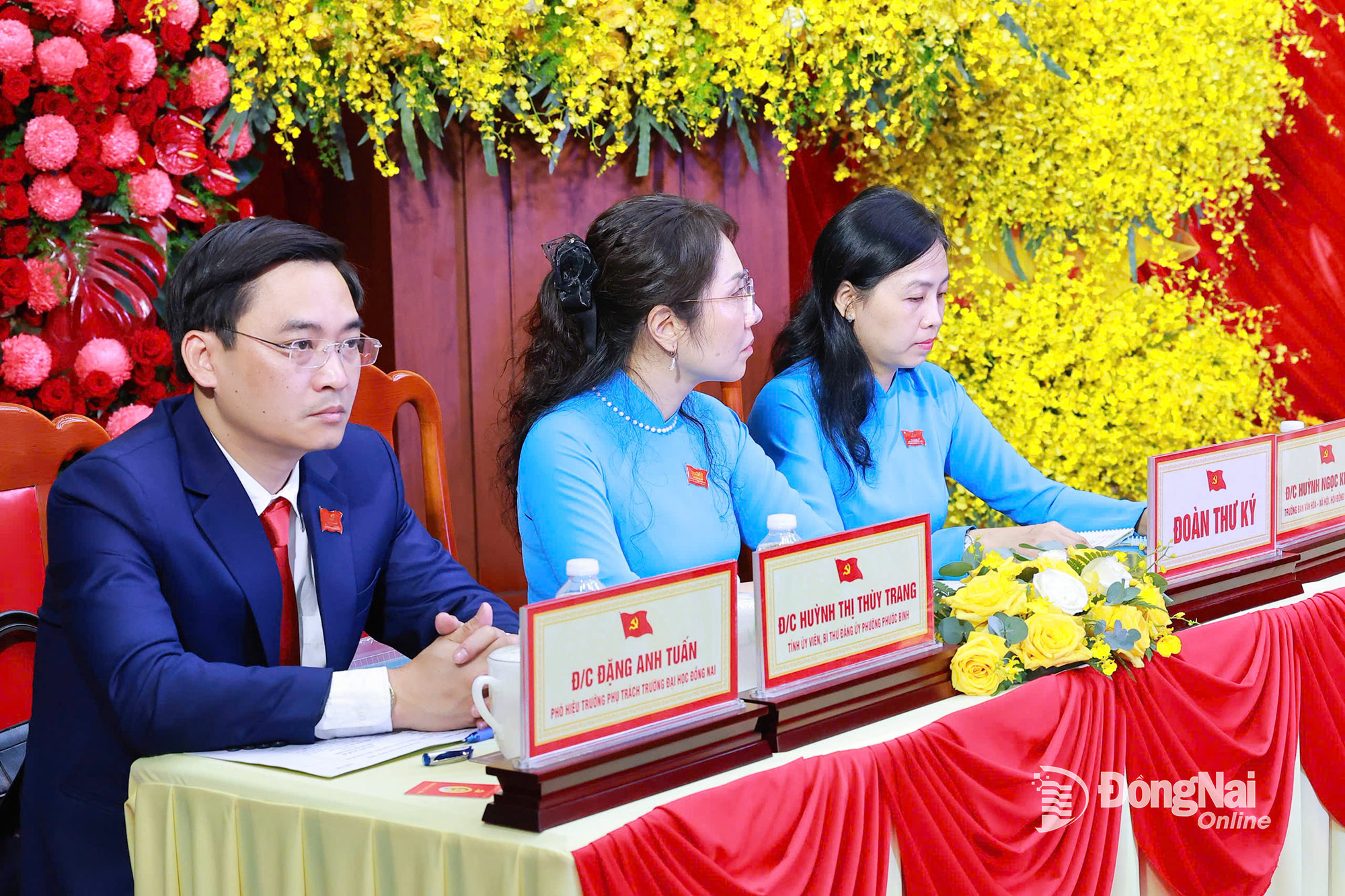 Đoàn Thư ký đại hội. Ảnh: Công Nghĩa