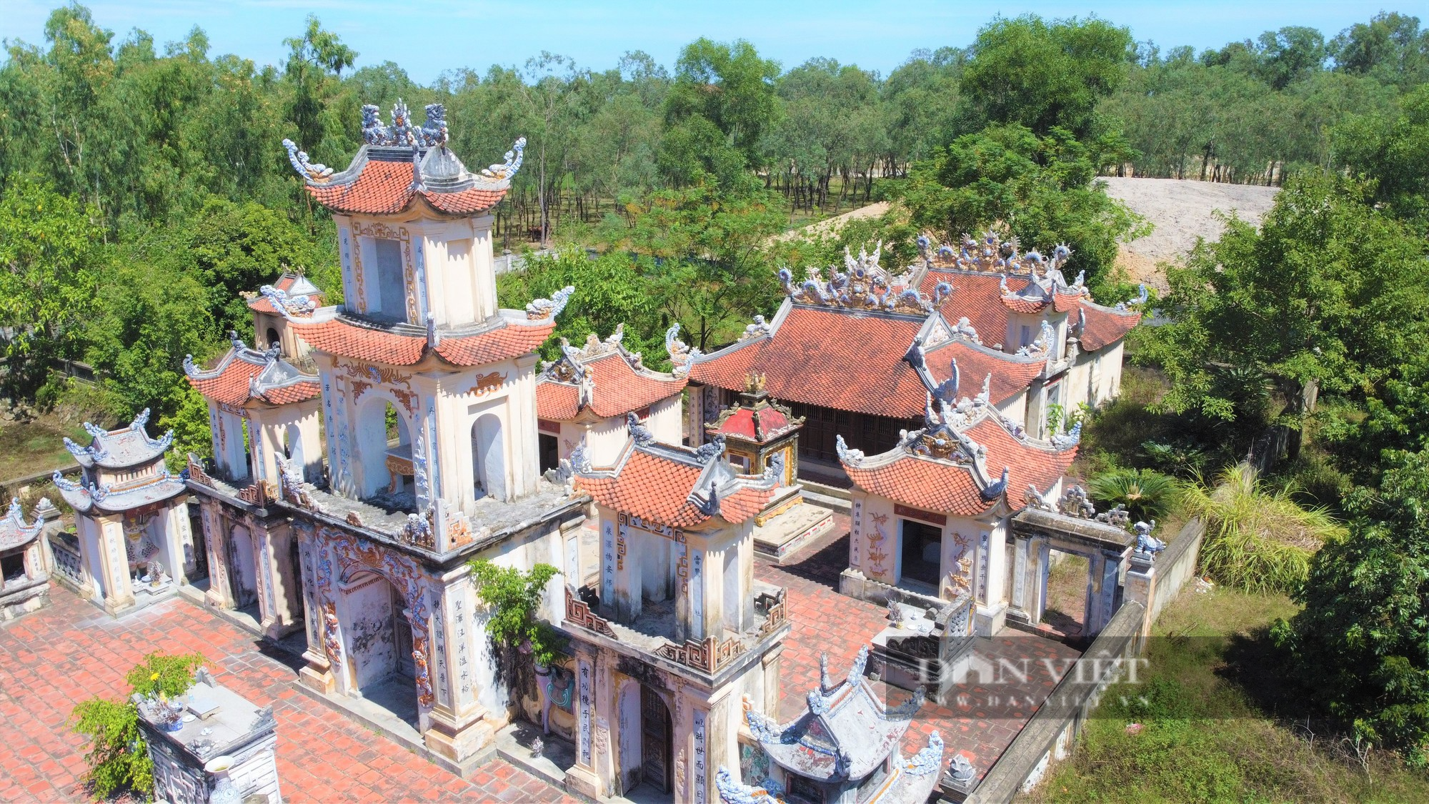 Ngôi đền cổ thời Lý ở Hà Tĩnh linh thiêng thờ con trai thứ 8 của vua Lý Thái Tổ - Ảnh 6. Ngôi đền cổ thời Lý ở Hà Tĩnh linh thiêng thờ con trai thứ 8 của vua Lý Thái Tổ - Ảnh 6.